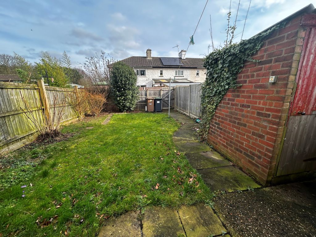 Property photo 2 of 7 Garden