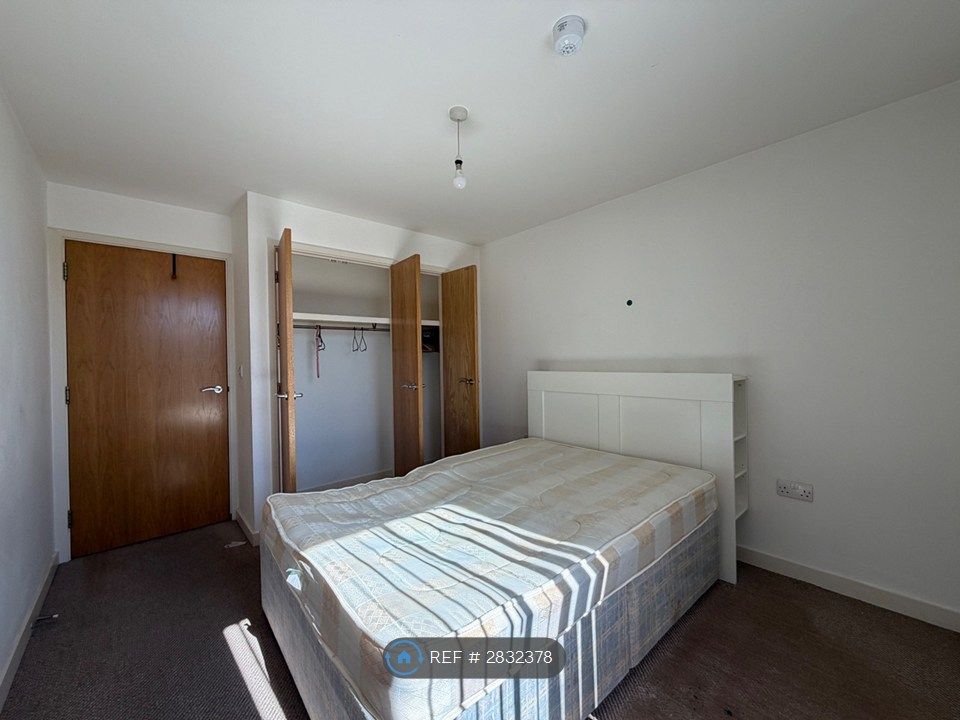 Property photo 3 of 8