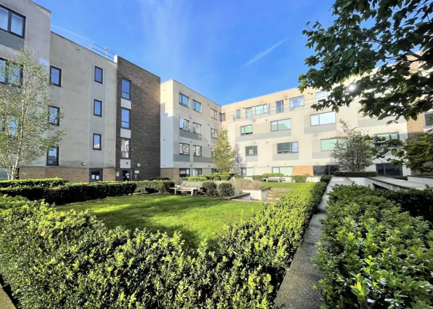 Property photo 1 of 7