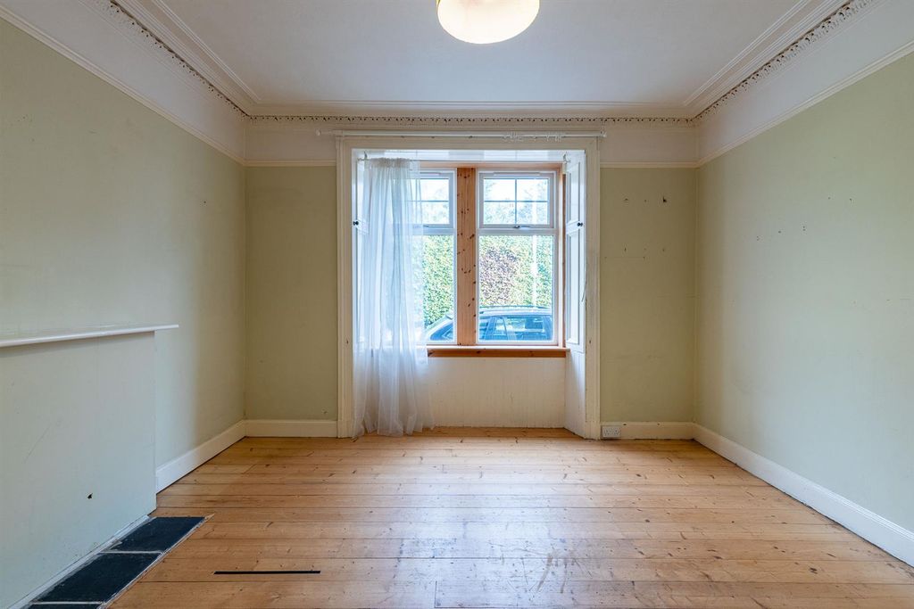 Property photo 3 of 42 2 Strathearn View, Crieff-31.Jpg