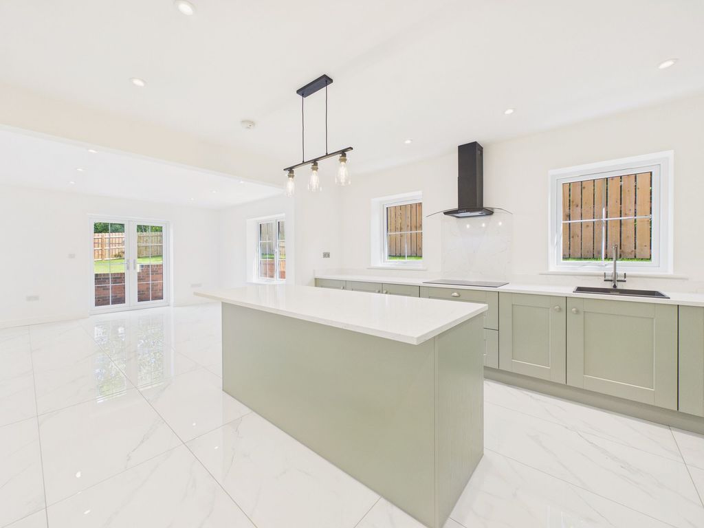 Property photo 2 of 18 Dining Kitchen/Family Area