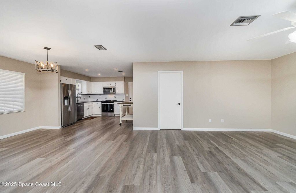 Property photo 3 of 25 <Alttext/>