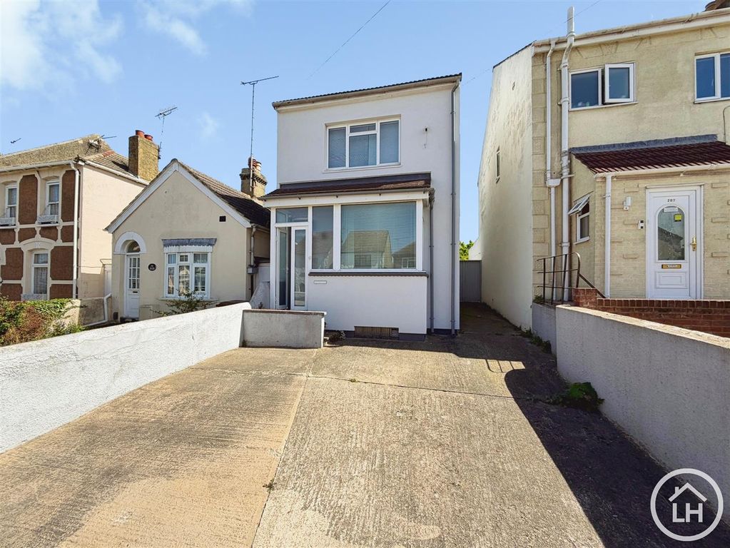 Property photo 1 of 15 External