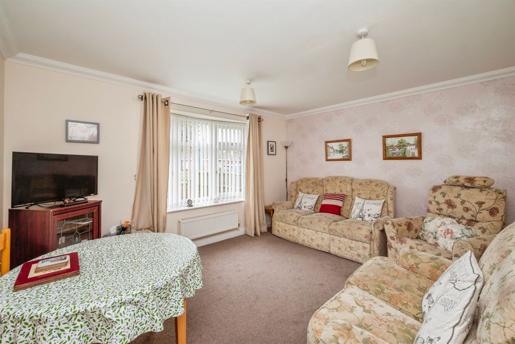 Property photo 3 of 15