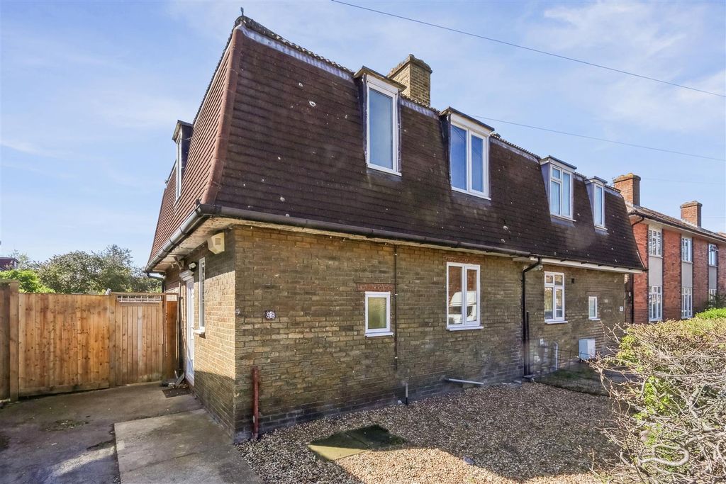 Property photo 1 of 11 Rt_Wt_Bxh_T_Job180_Broadmead_24_07042026132044_11.