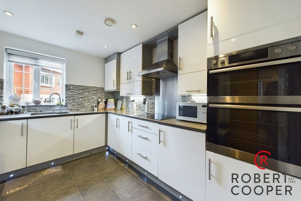 Property photo 3 of 14 Picture No. 05