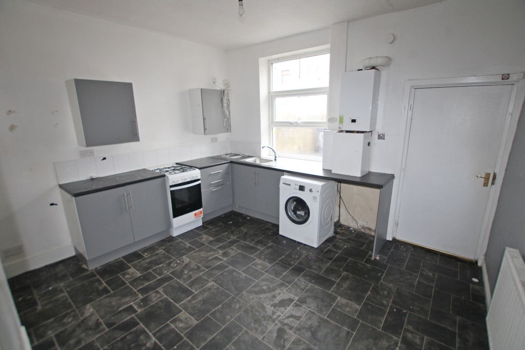 Property photo 3 of 7 3