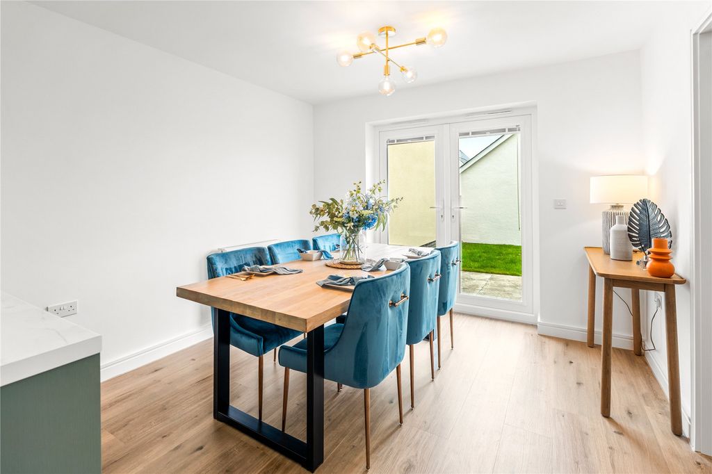 Property photo 3 of 26 Show Home Photos