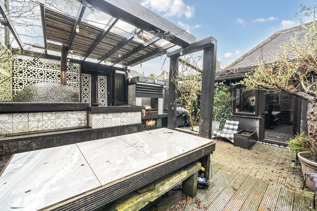 Additional image 23 of 5 bed detached bungalow for saleLightwater, Surrey GU18