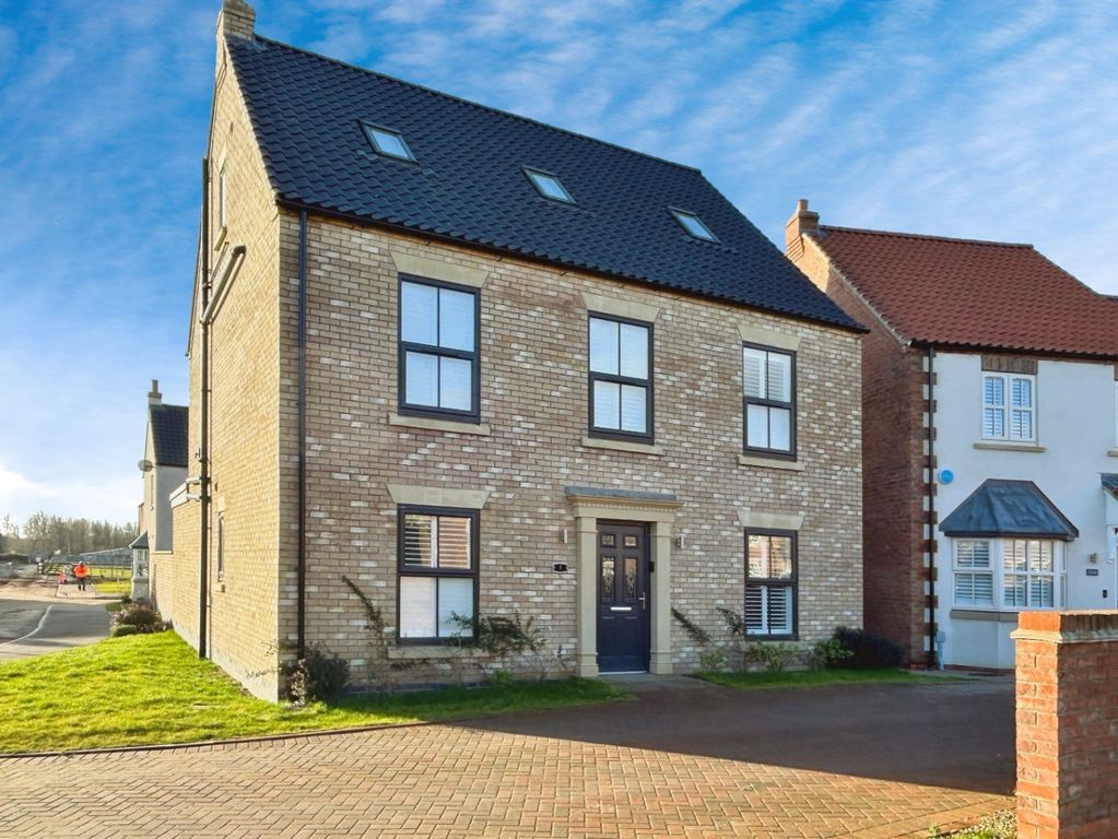 Property photo 2 of 16 3885474