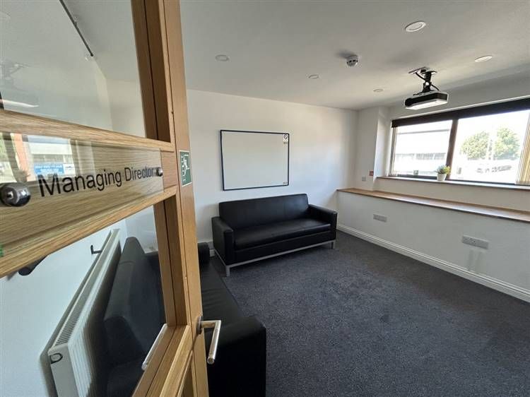 Property photo 3 of 12