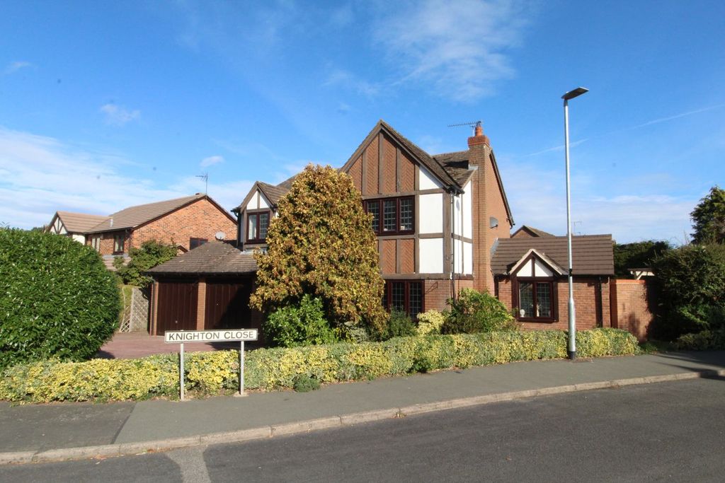 Property photo 1 of 28
