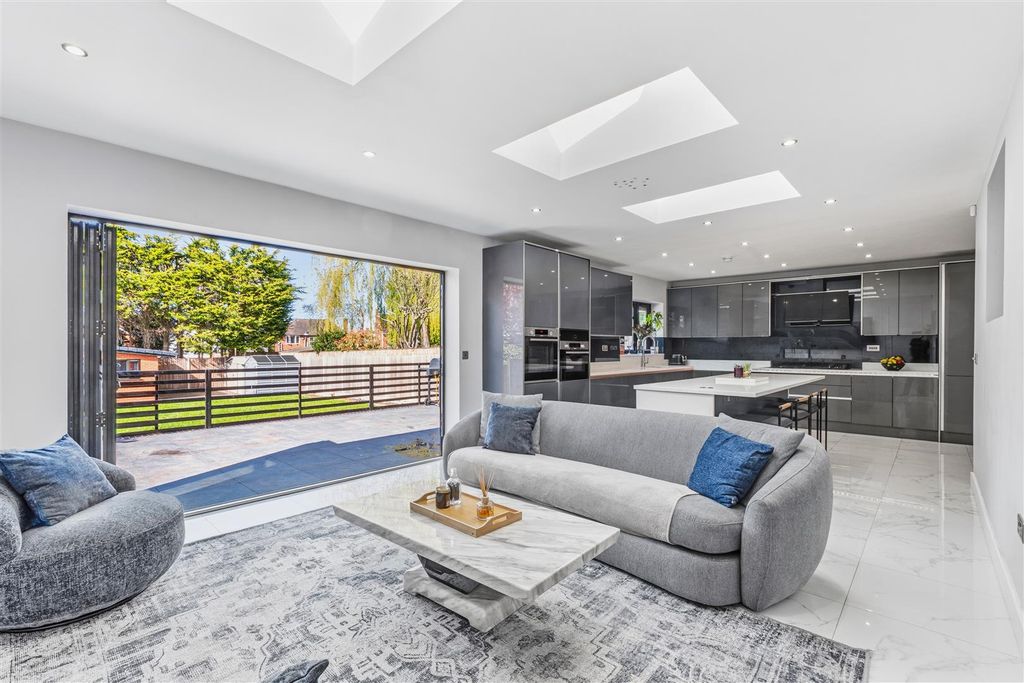 Property photo 2 of 27 Dsc_2166.Jpg