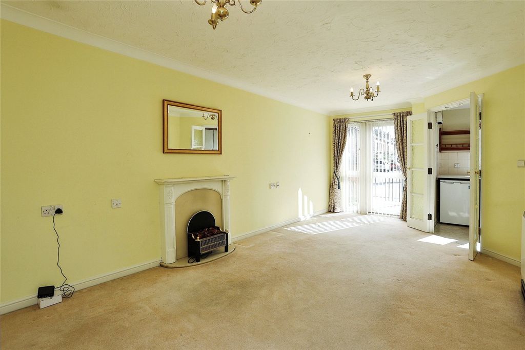 Property photo 1 of 11 Picture No. 01