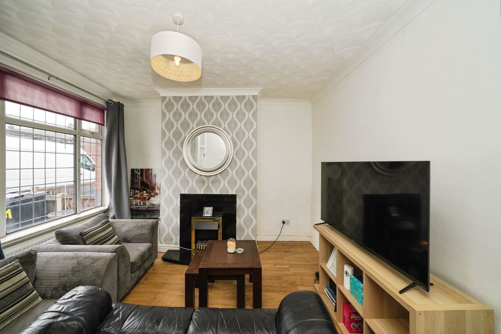 Property photo 2 of 15