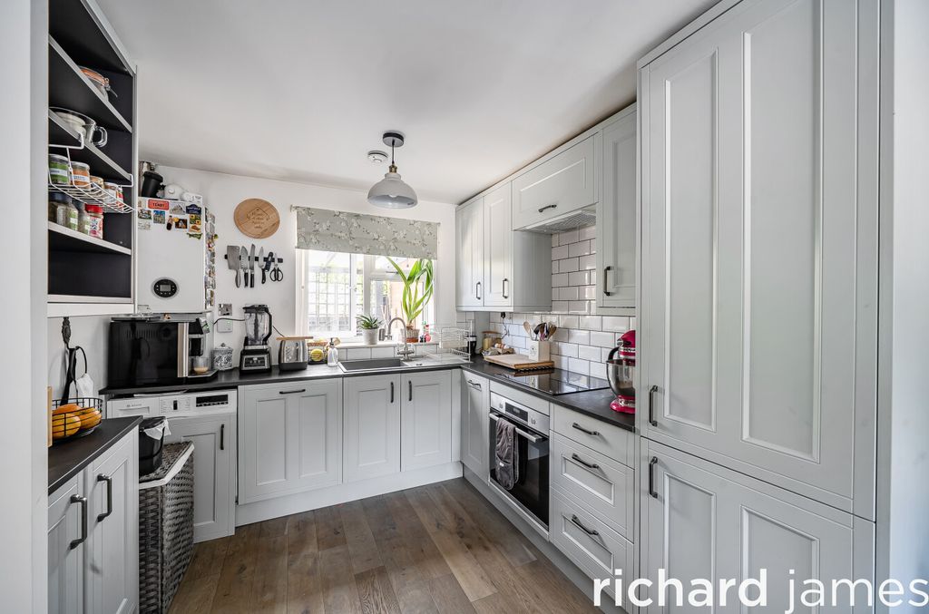 Property photo 2 of 13 Bd90Aa0A965940Ff8c783ce309A29c82