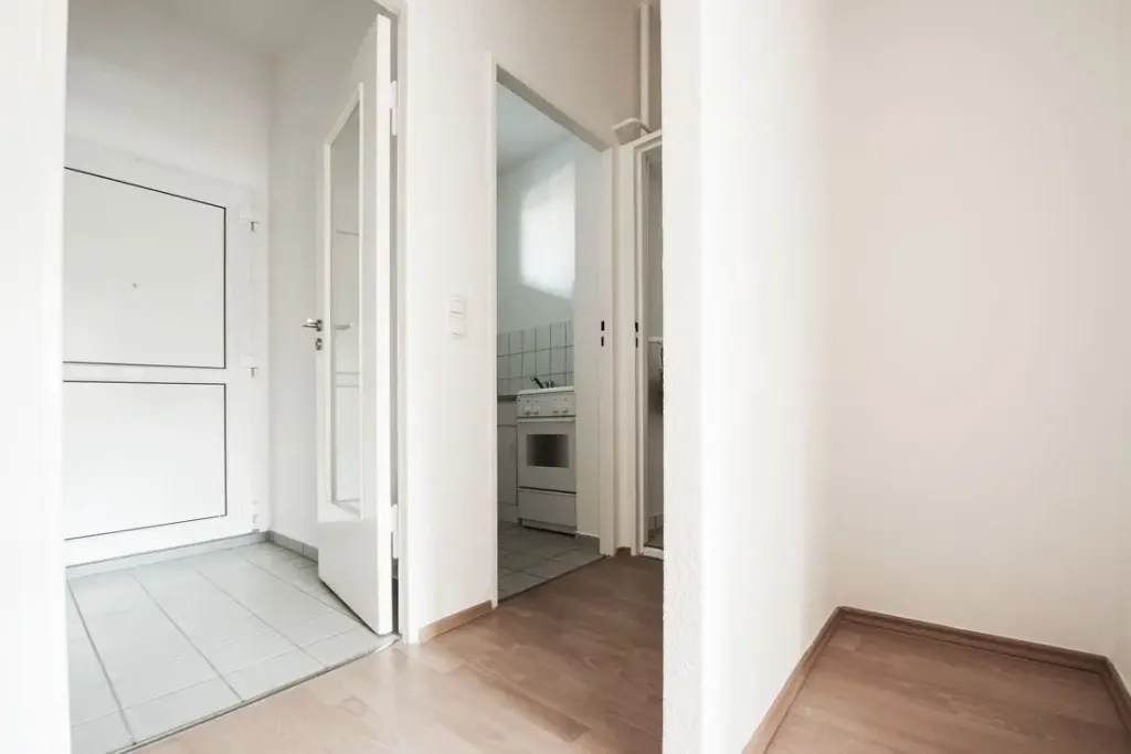 Property photo 2 of 8