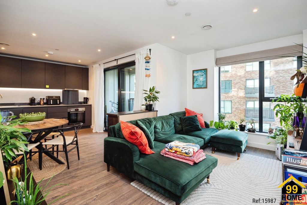 Property photo 3 of 20 Photo 2