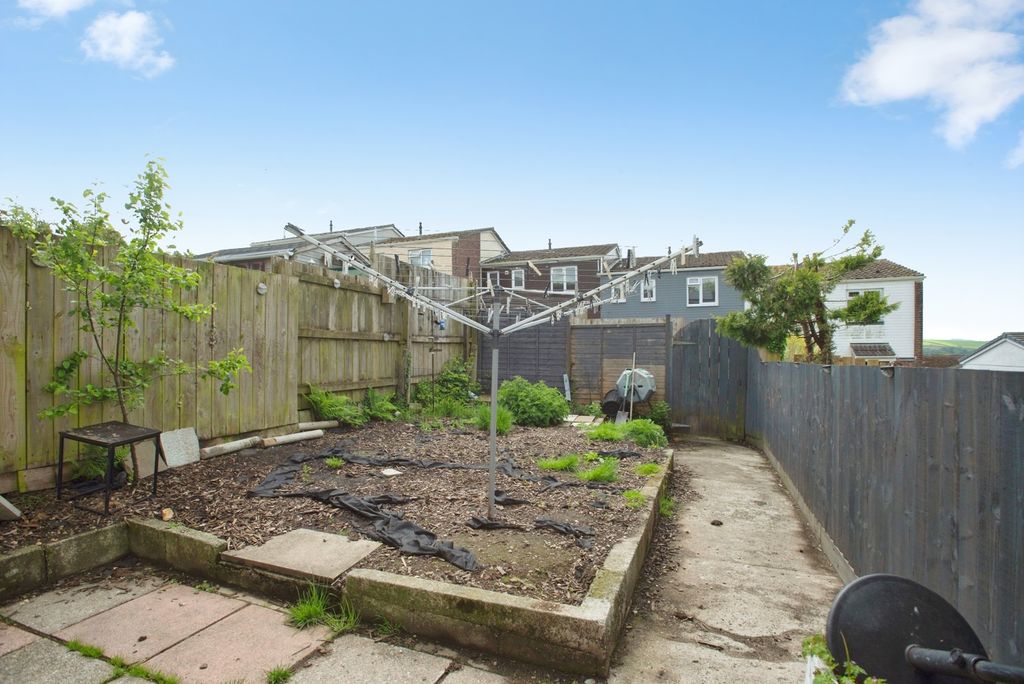 Property photo 2 of 18 Pbox-Img.Jpg