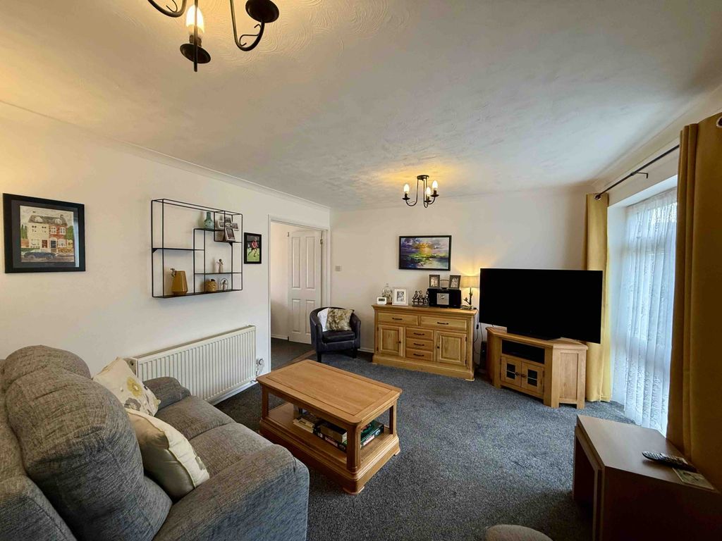 Property photo 2 of 21 Gallery