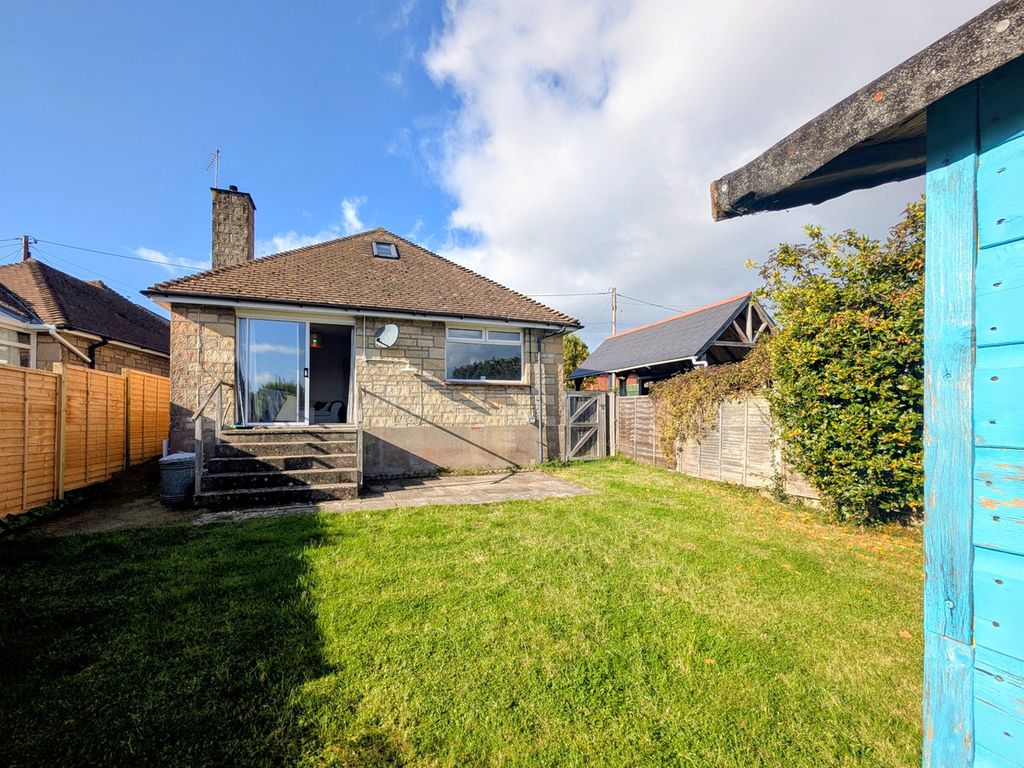 Property photo 3 of 18