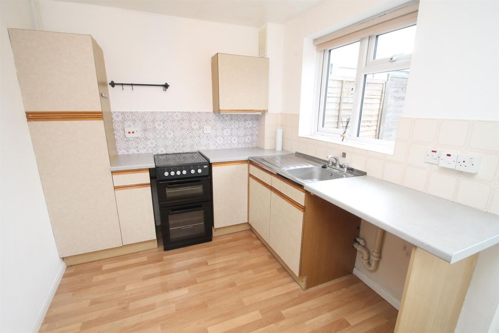 Property photo 3 of 12 Img_9989.Jpg