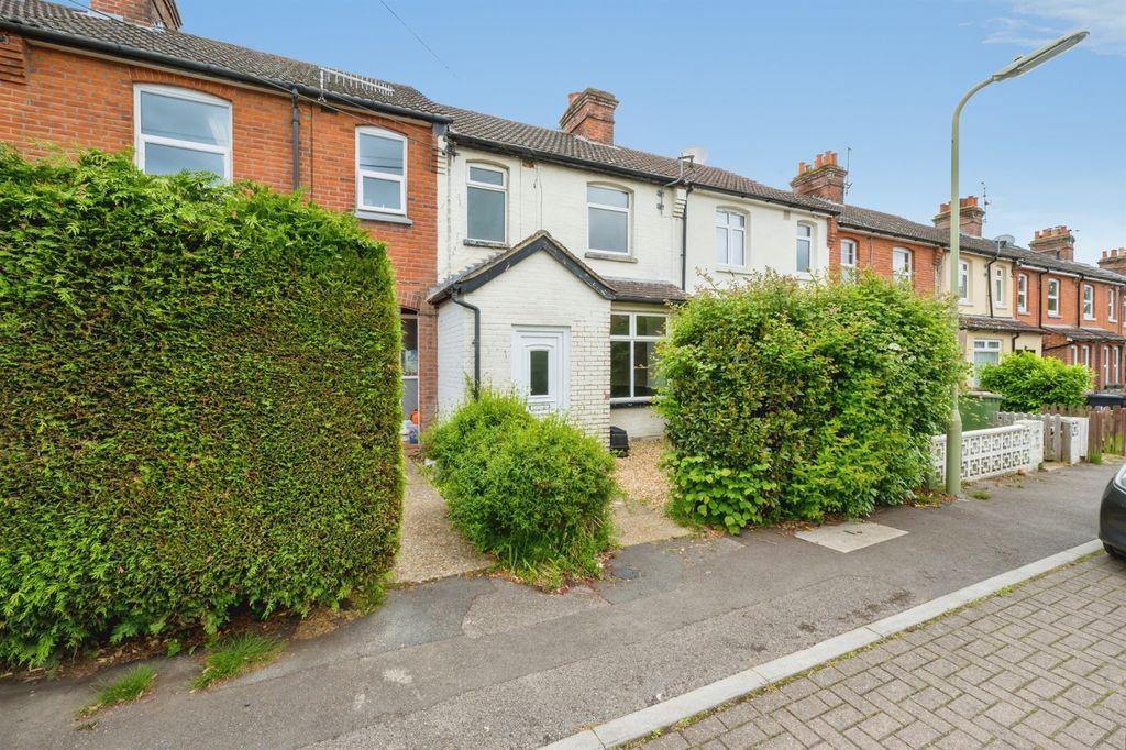 Property photo 1 of 17