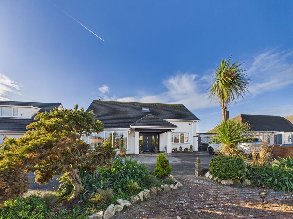 Property photo 1 of 30