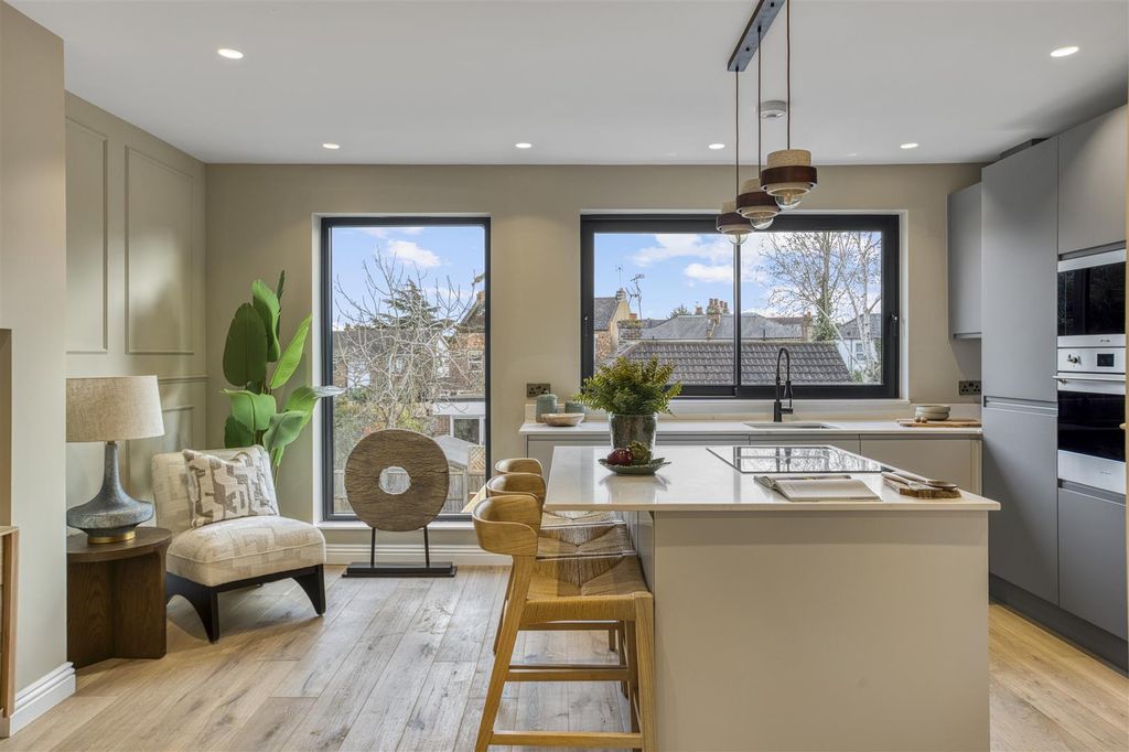 Property photo 2 of 25 889A9442_Hdr.Jpg