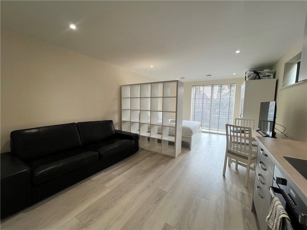 Property photo 3 of 8 Picture No. 02