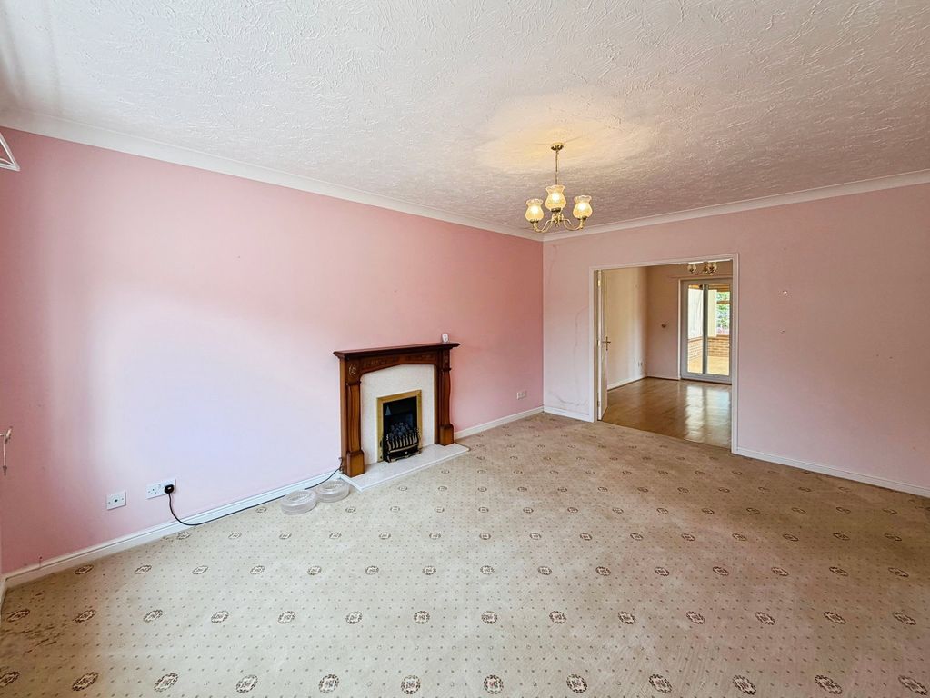 Property photo 2 of 35