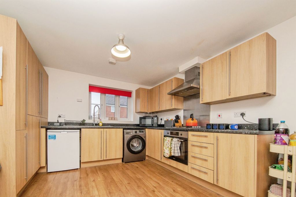 Property photo 2 of 16