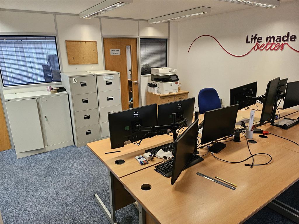 Property photo 2 of 5 20260215_133940.Jpg