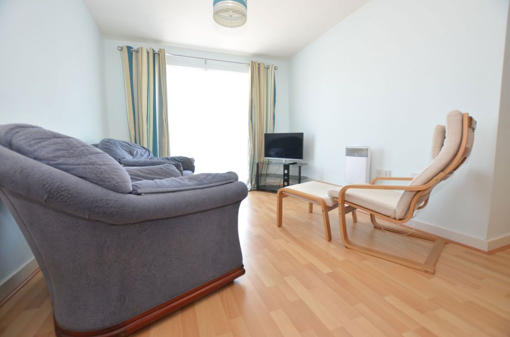 Property photo 2 of 7