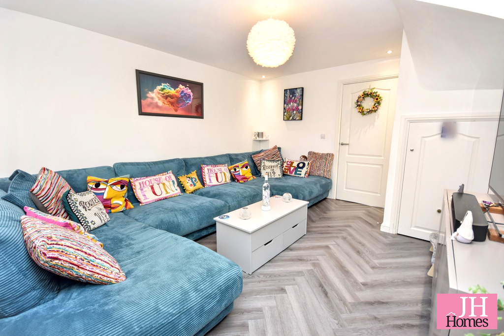 Property photo 2 of 16