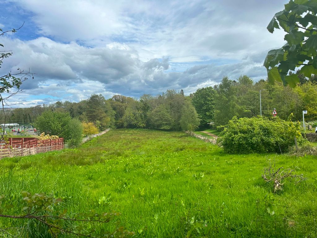Property photo 1 of 5
