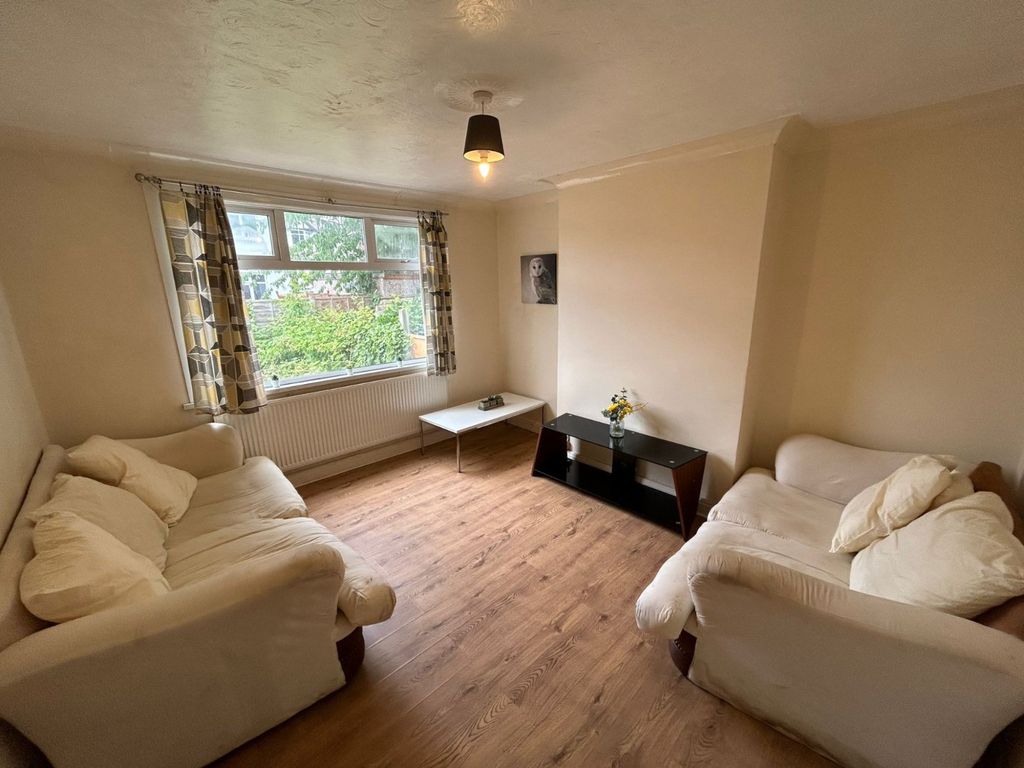 Property photo 2 of 7 Picture No. 03
