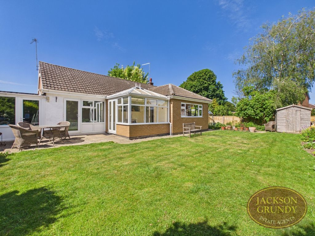 Property photo 3 of 16 Swinnertons Lane
