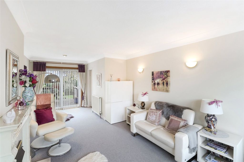 Property photo 3 of 32 Picture No. 29