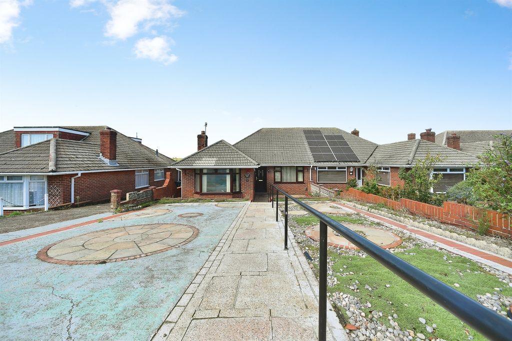 Property photo 1 of 20