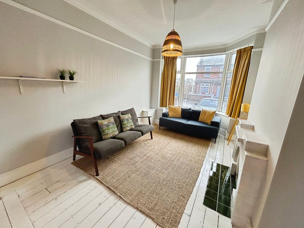 Property photo 2 of 13 Picture No. 23