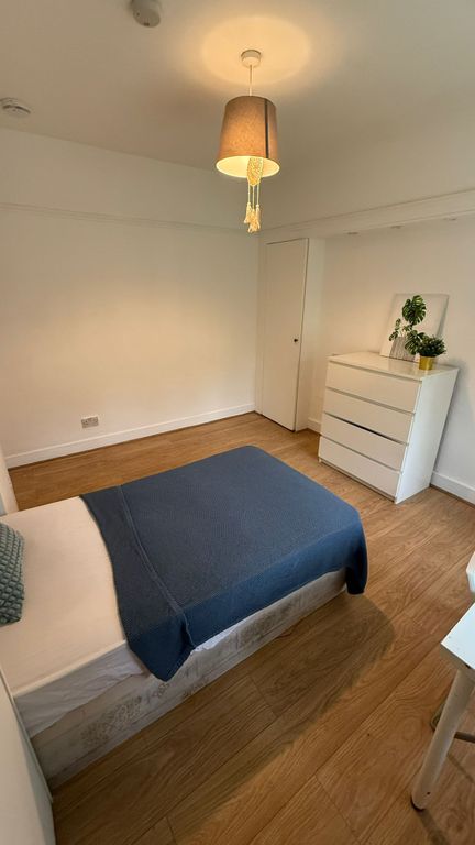 Property photo 3 of 7 Bedroom