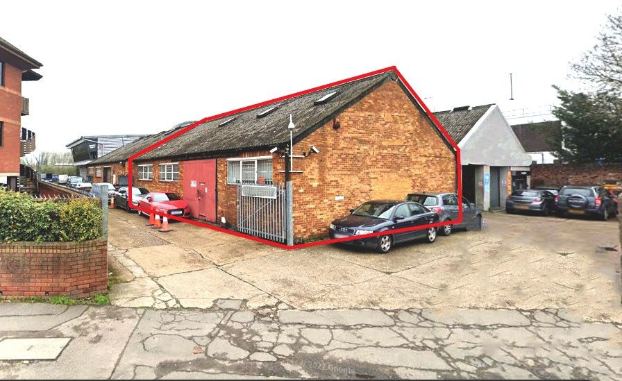 Property photo 1 of 11
