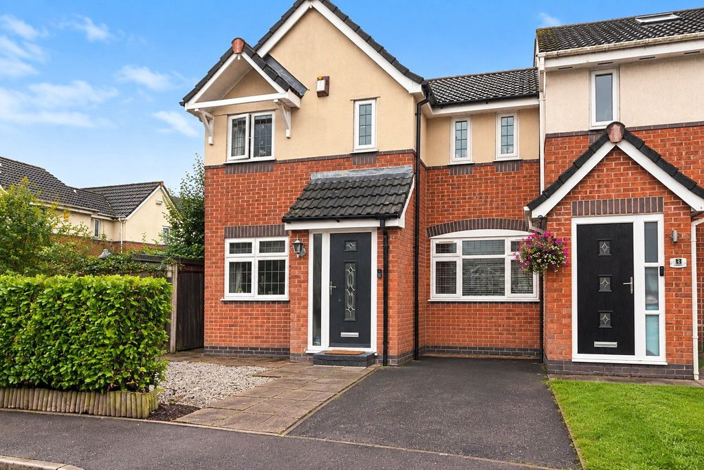 Property photo 1 of 16 External