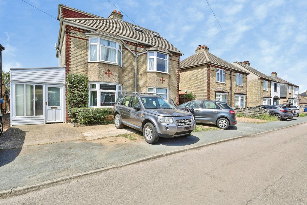 Property photo 1 of 27 0B5E520d-1