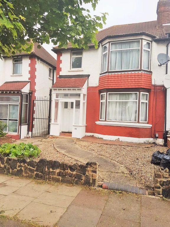 Property photo 1 of 7 12