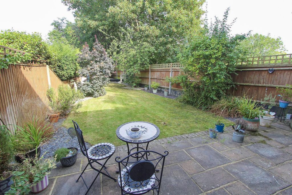 Property photo 2 of 24 Q-Lcxd_m10Gkbveskuccmw (1).Jpg
