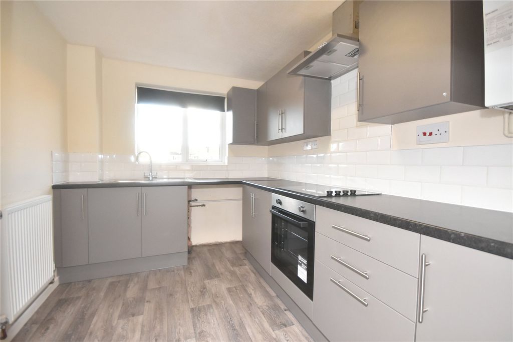 Property photo 2 of 11 Picture No. 19