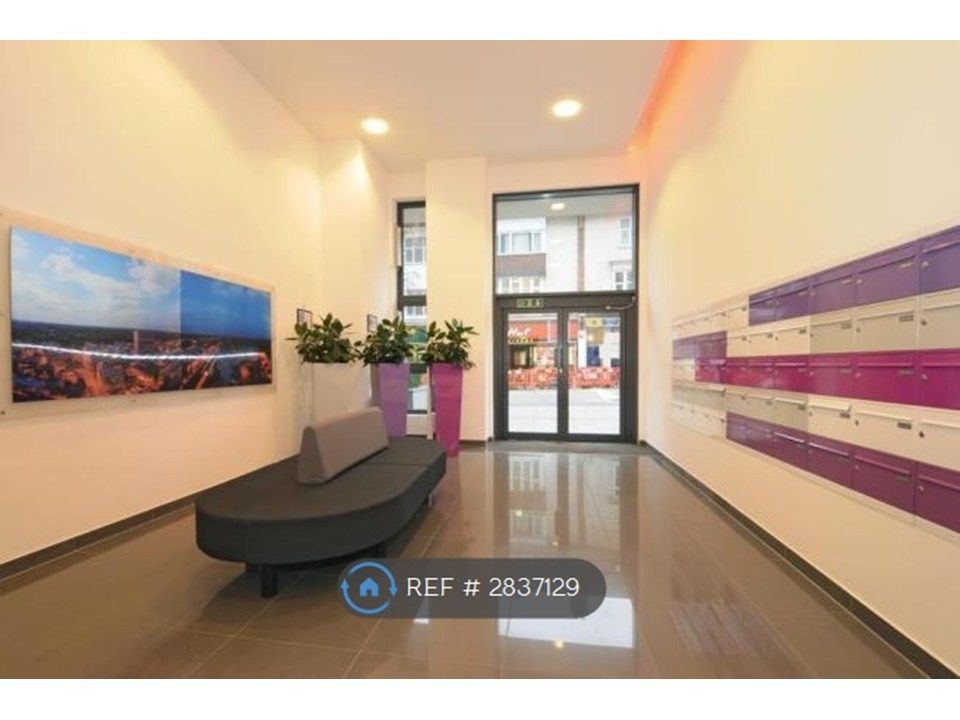 Property photo 2 of 16 Olympian Heights Lobby