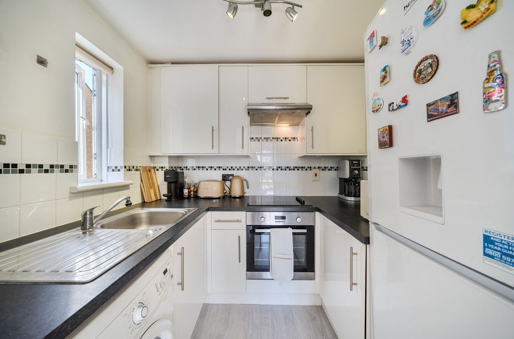 Property photo 3 of 18 1429822-14-69Bab7...